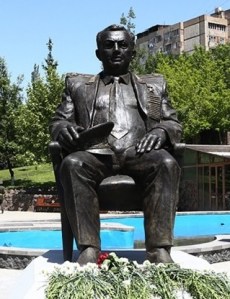 StatueBabajanyan